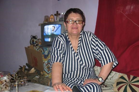 Майката на Катя Близнакова издаде сборник с песни от Кюстендилско 1 image001 13 1