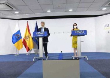 Canary Islands becomes the first region in Spain to request a negative Covid-19 from visitors