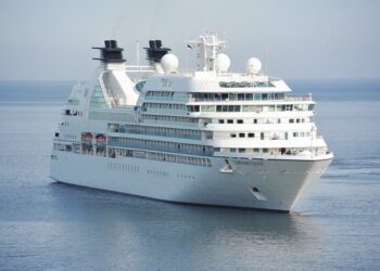 Greece’s cruise ship industry set to reopen on 1 August