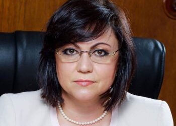 Нинова: Приеха ме във ВМА, защото ми прилоша и кашлях