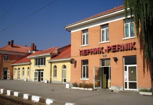 Влакове за Перник и Радомир “летят” със 160 км/ч