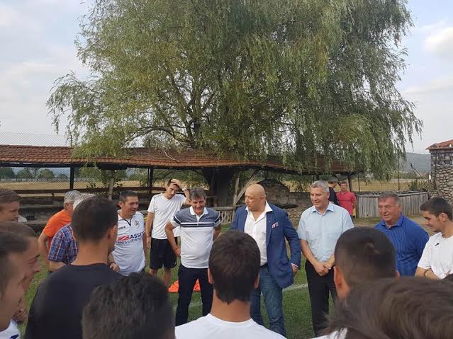 Тренировъчен лагер събира десетки млади таланти в Разлог 9 Тренировъчен лагер събира десетки млади таланти в Разлог