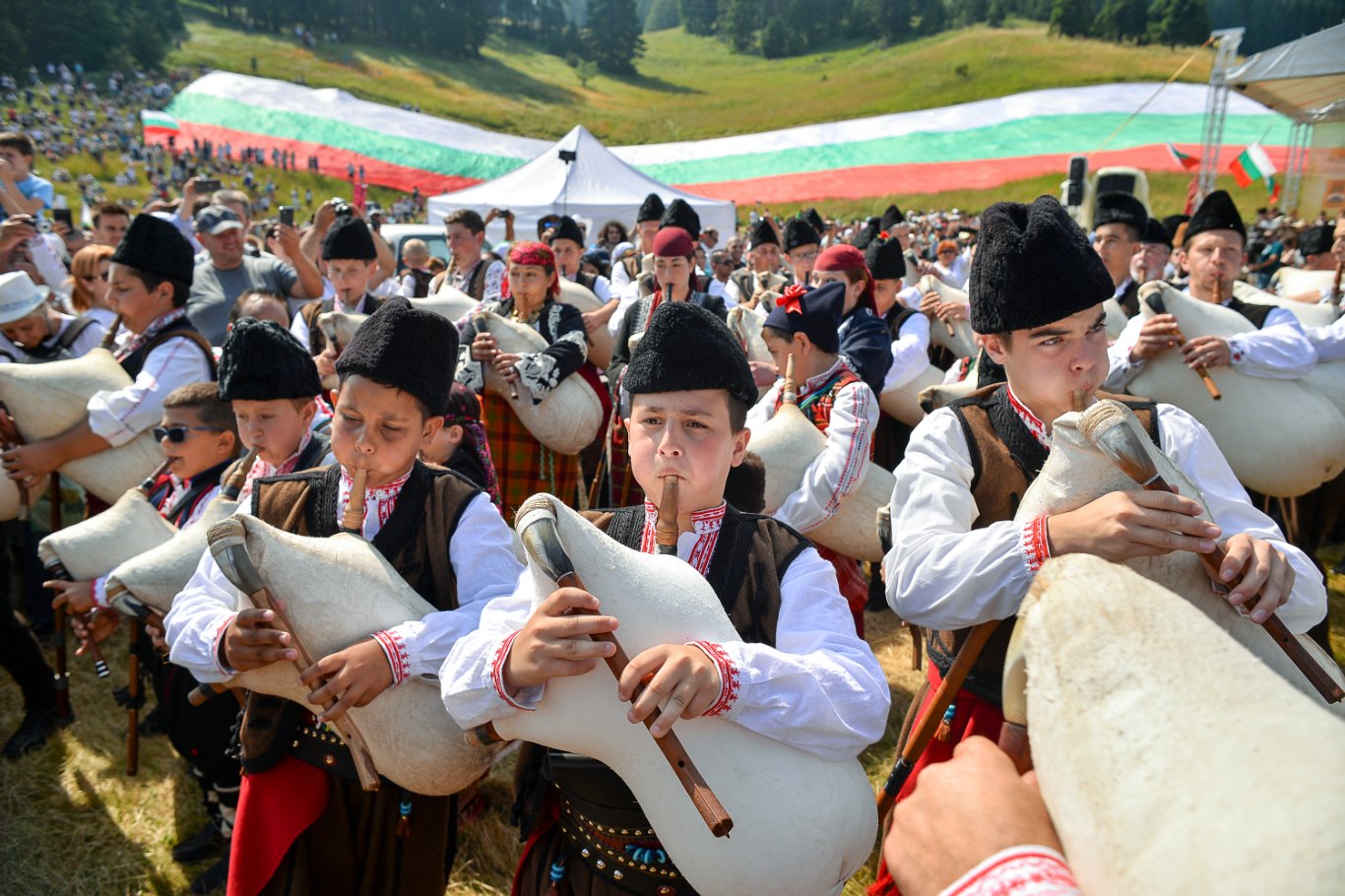 Приз за "Гайда за всяко дете в Смолян" 1 rojen1