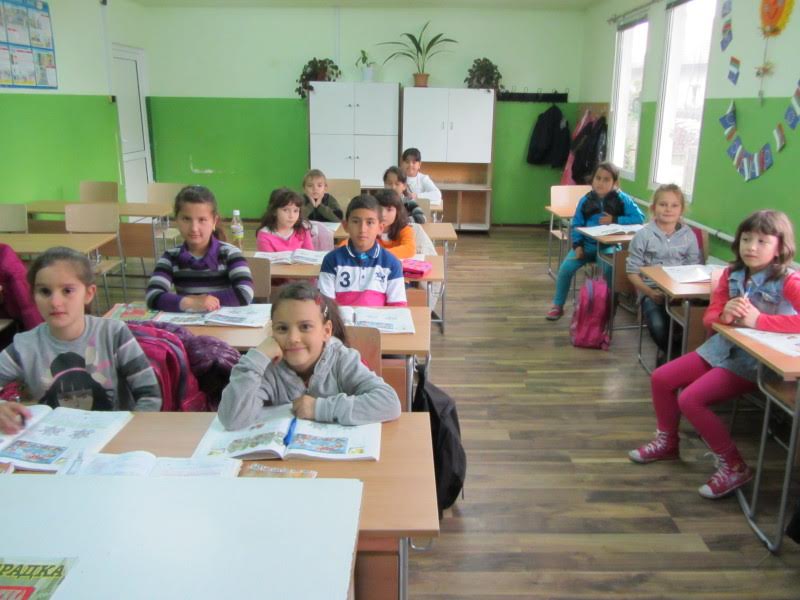Община Берковица с голям жест към първокласниците от село Бързия