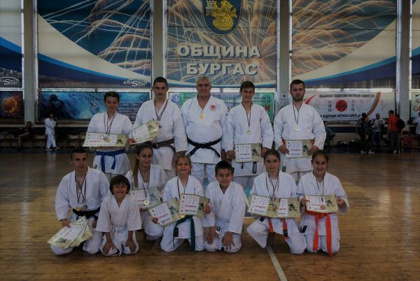 Сандански 6