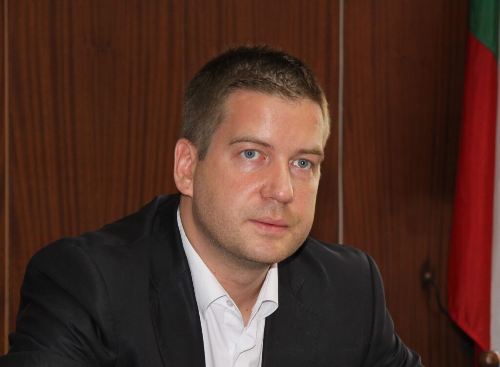Тодоров 6