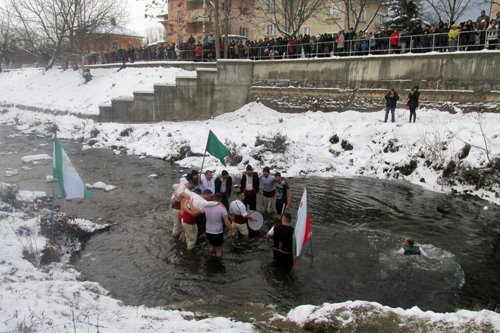 хоро 2
