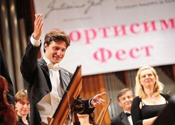 Виртуози с концерт под звездите във Враца