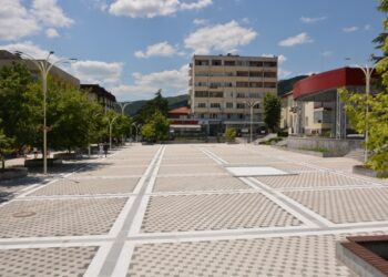 С американски апарат изследват симитличани за остеопороза