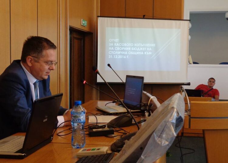 София организира за първи път обществено обсъждане за финансите 1 5054