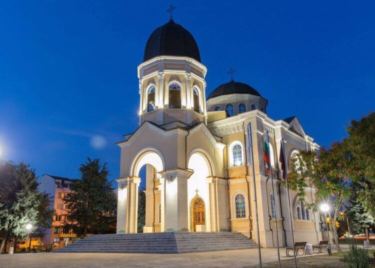 Врати отвори възстановеният храм "Всех Святих" в Русе 1 5110