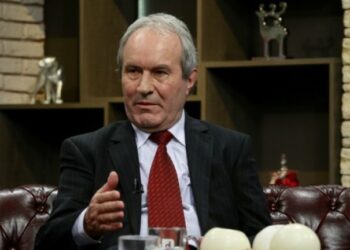 Проф. Темелков и проф. Гайдарски с ордени „Св. Св. Кирил и Методий“