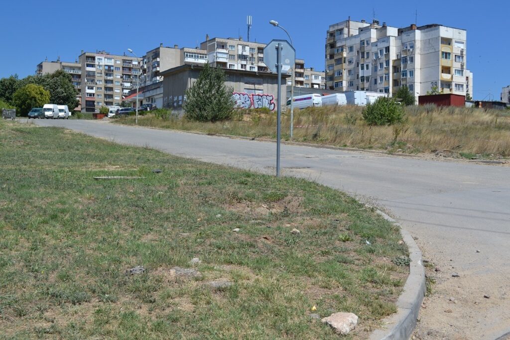 Ремонтират улици в Казанлък 1 6460