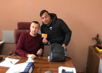 Младеж от Белица намери и върна загубена чанта на студентка