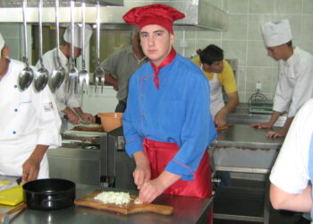 Повече са работещите ученици в Кюстендилско