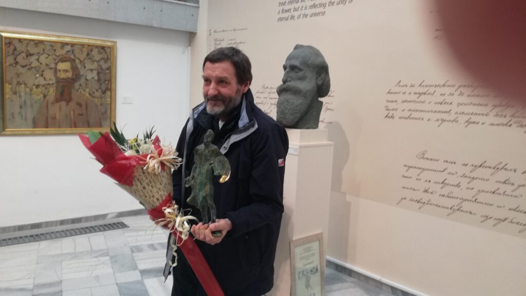 Видински художник е носител на наградата за живопис "Майстора-2019 г." 1 6642