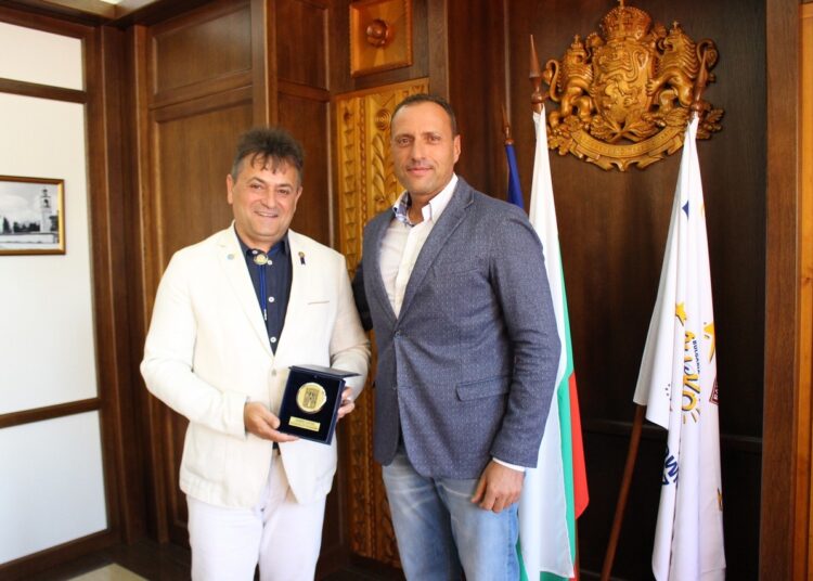 Икономов