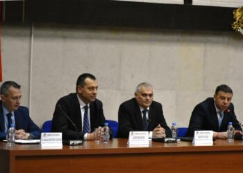 Кметове искат оръжие, министърът ги отряза