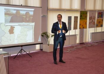 С беседи и притчи промотираха брака във Враца
