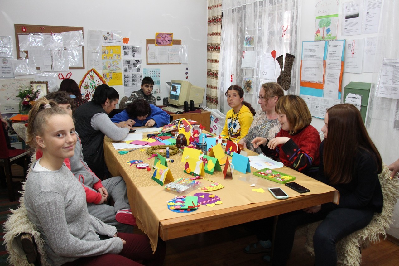 Ученици влязоха в ролята на социални работници в Банско