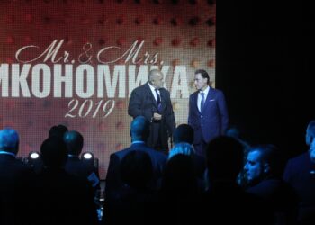 Борисов към бизнеса: Няма да вдигаме данъци