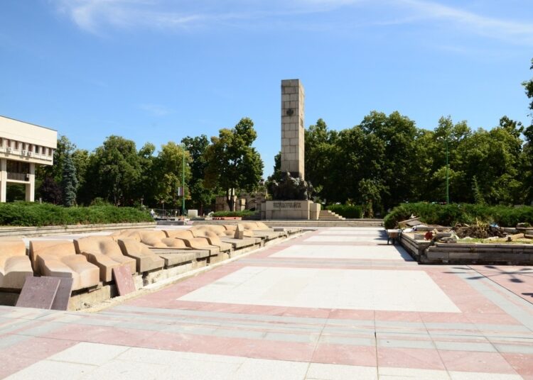 площад