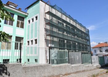 Ремонтират училища в Петрич