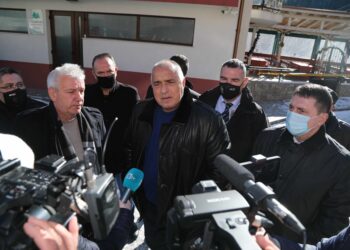 Община Ямбол с лампи срещу вирусите
