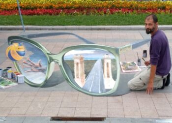 3D рисунки красят центъра на Русе (Снимки)