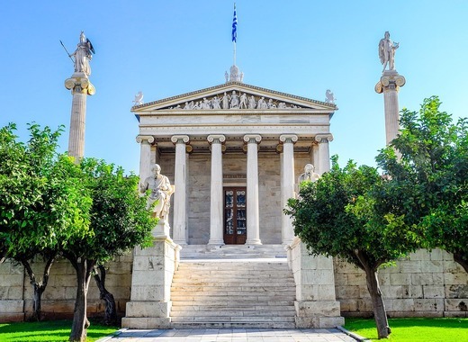 Athens University embraces online education