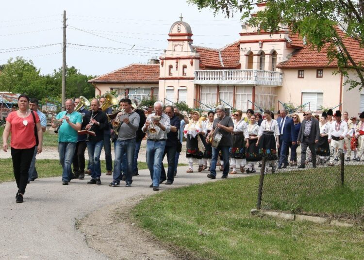 На "Гергьовден" в Антимово днес е ден на агнешката кухня 1 1 1569