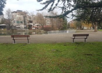 Паркът в Стара Загора става по-красив