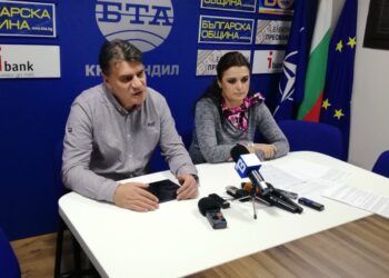 Режисьор прави младежки театри срещу омразата