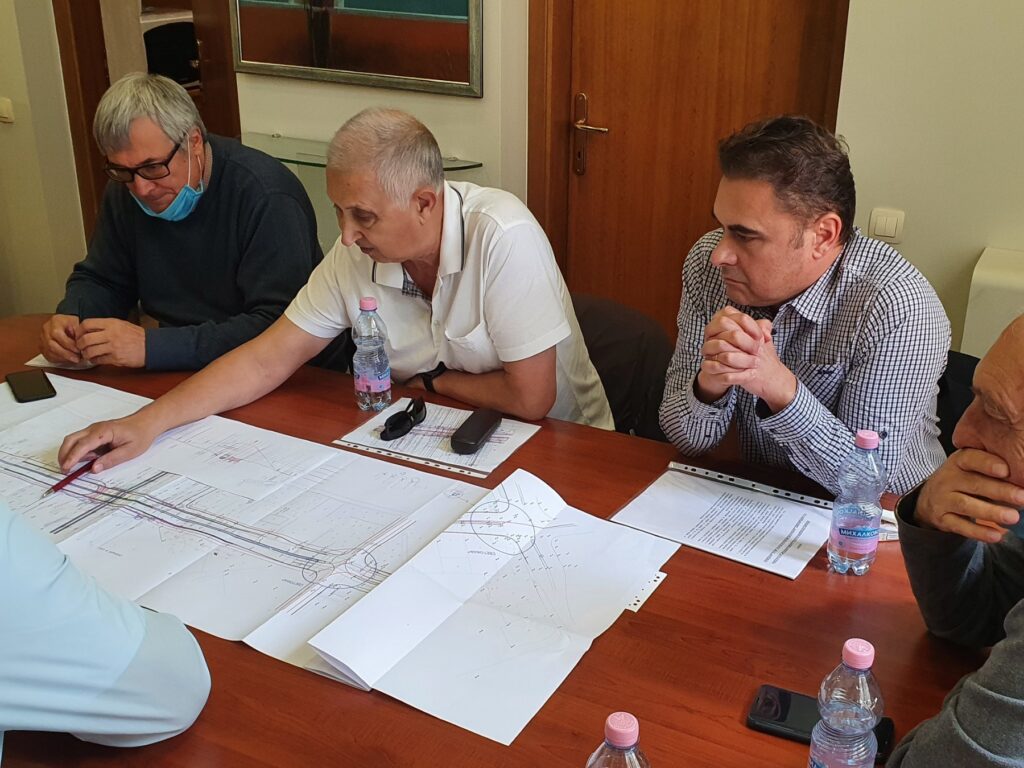 Пловдив строи подлез под жп линията 2 1 445