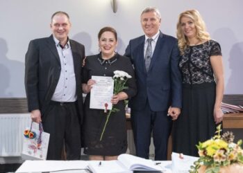 Юбиляри със златни и сребърни сватби подновиха брачните си клетви