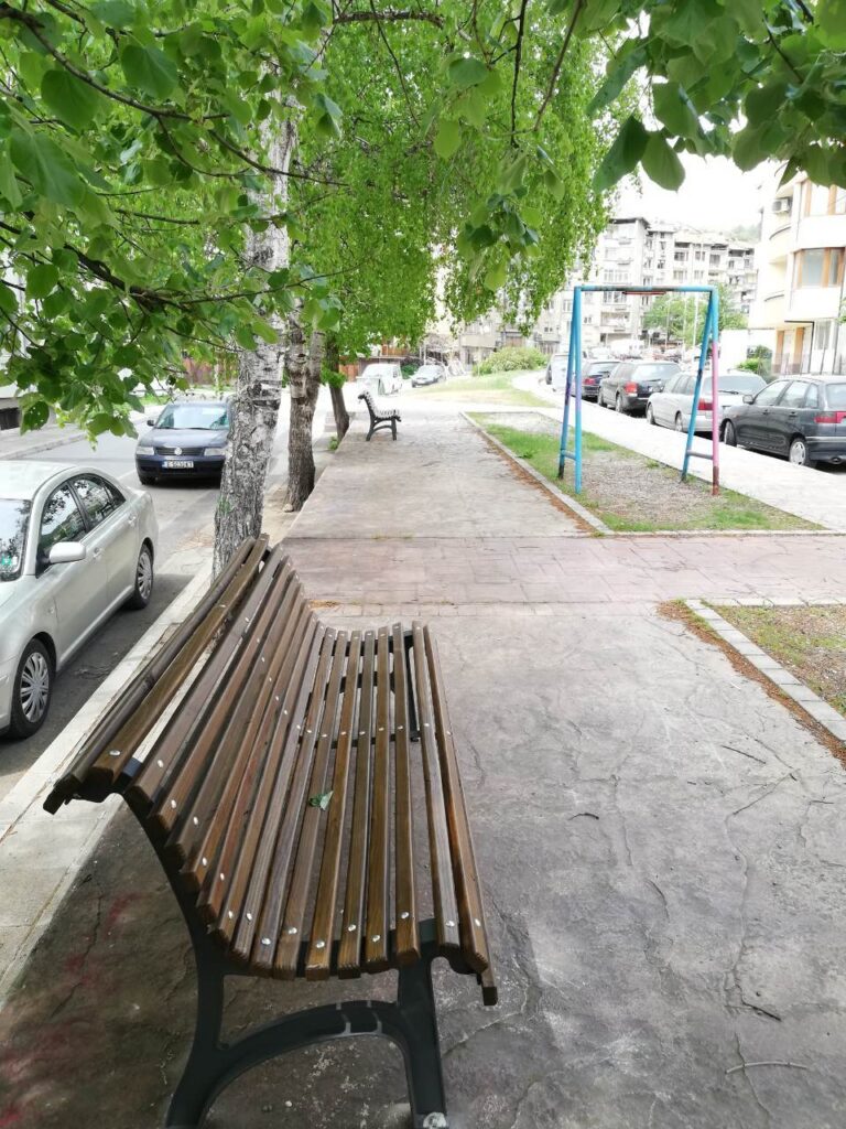 Облагородяват Благоевград по идея на граждани 1 102 1