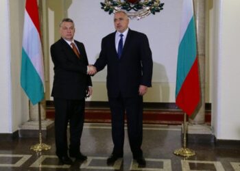 Орбан награждава Борисов