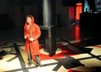 “Пропукване” по текстове на Ерик Богосян в Сливница