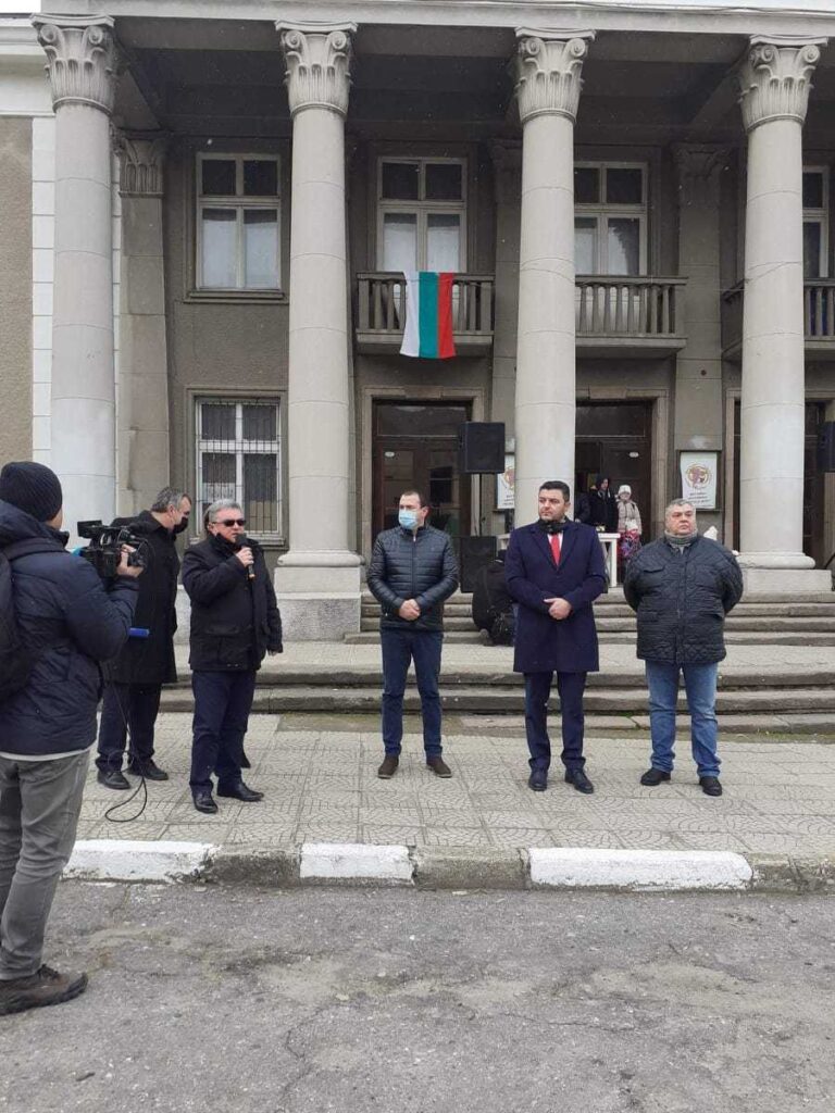 Родопи помага на Брестовица за водата 2 139380053 714785252793175 3817655708761024715 n
