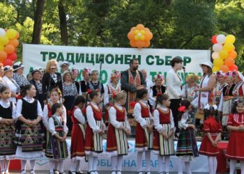 „Аспарухово“ ще пее и танцува на Задушница