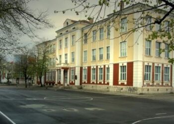 Закърпиха и преасфалтираха улици в Търговище