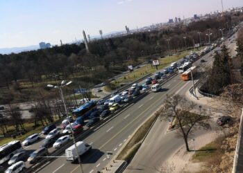 Километрично задръстване на „Цариградко“