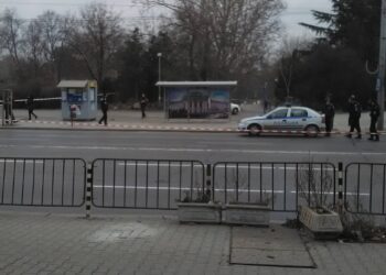 Блокираха центъра на София заради изоставен куфар