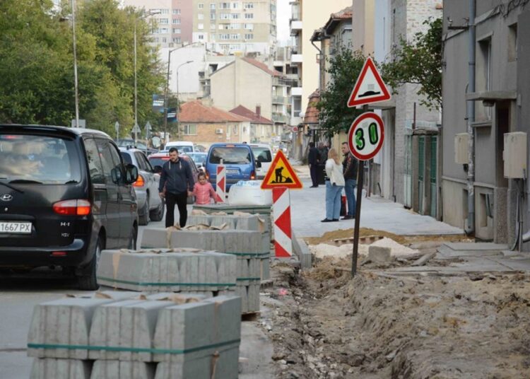 Ударни ремонти затварят улици във варненските квартали 1 15 ремонти3