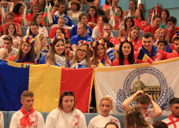 16 румъния