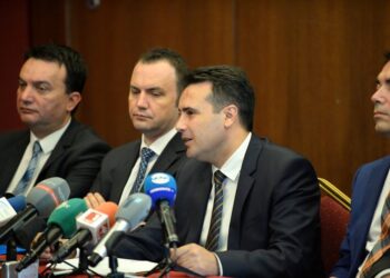 Заев чака кафе с Борисов за ЕС