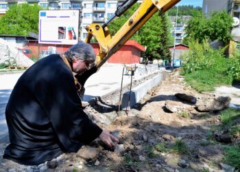 С 1.9 млн. лв. великотърновски квартал става по-пъстър и зелен