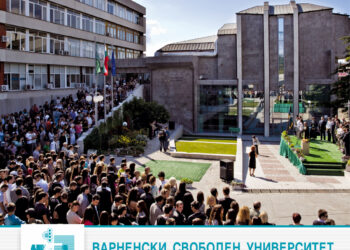 Млади информатици се състезават в извличане на данни