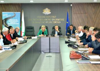 Слагат прегради срещу сняг по пътищата
