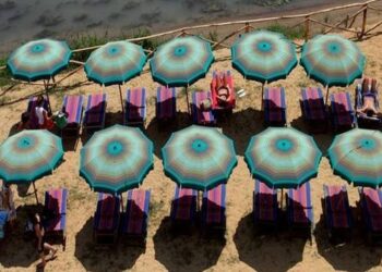 Rome’s artificial beach on the river Tiber has finally opened